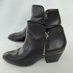 Frye Women's Judith Double Zip Heel Block Ankle Booties Black Leather Sz 9M